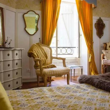 Alojamento de Acomodação e Pequeno-almoço Vue De La Riviere 3*