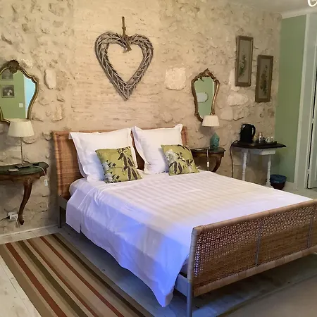 Alojamento de Acomodação e Pequeno-almoço Vue De La Riviere