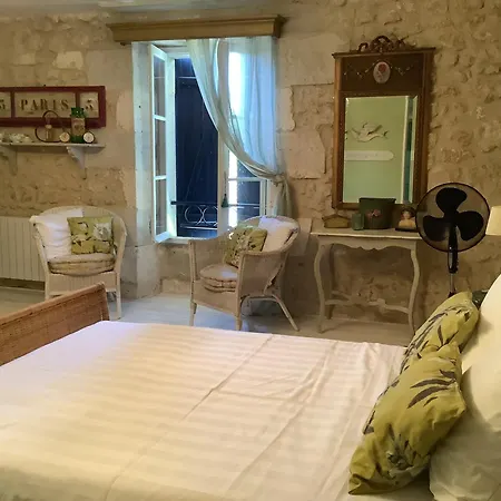 Vue De La Riviere 3*