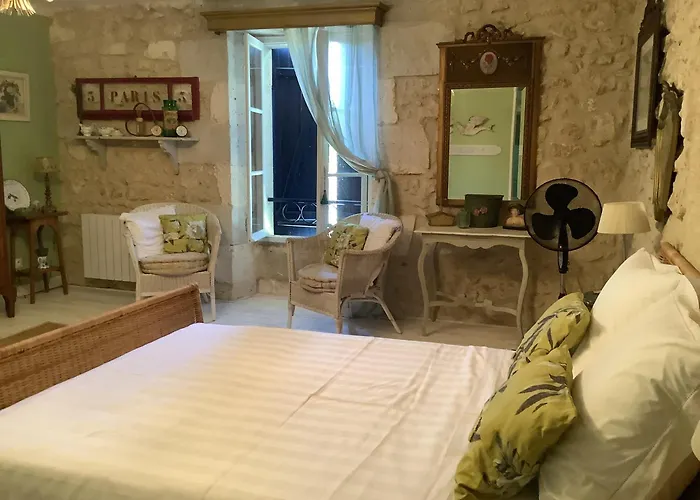 Vue De La Riviere 3*